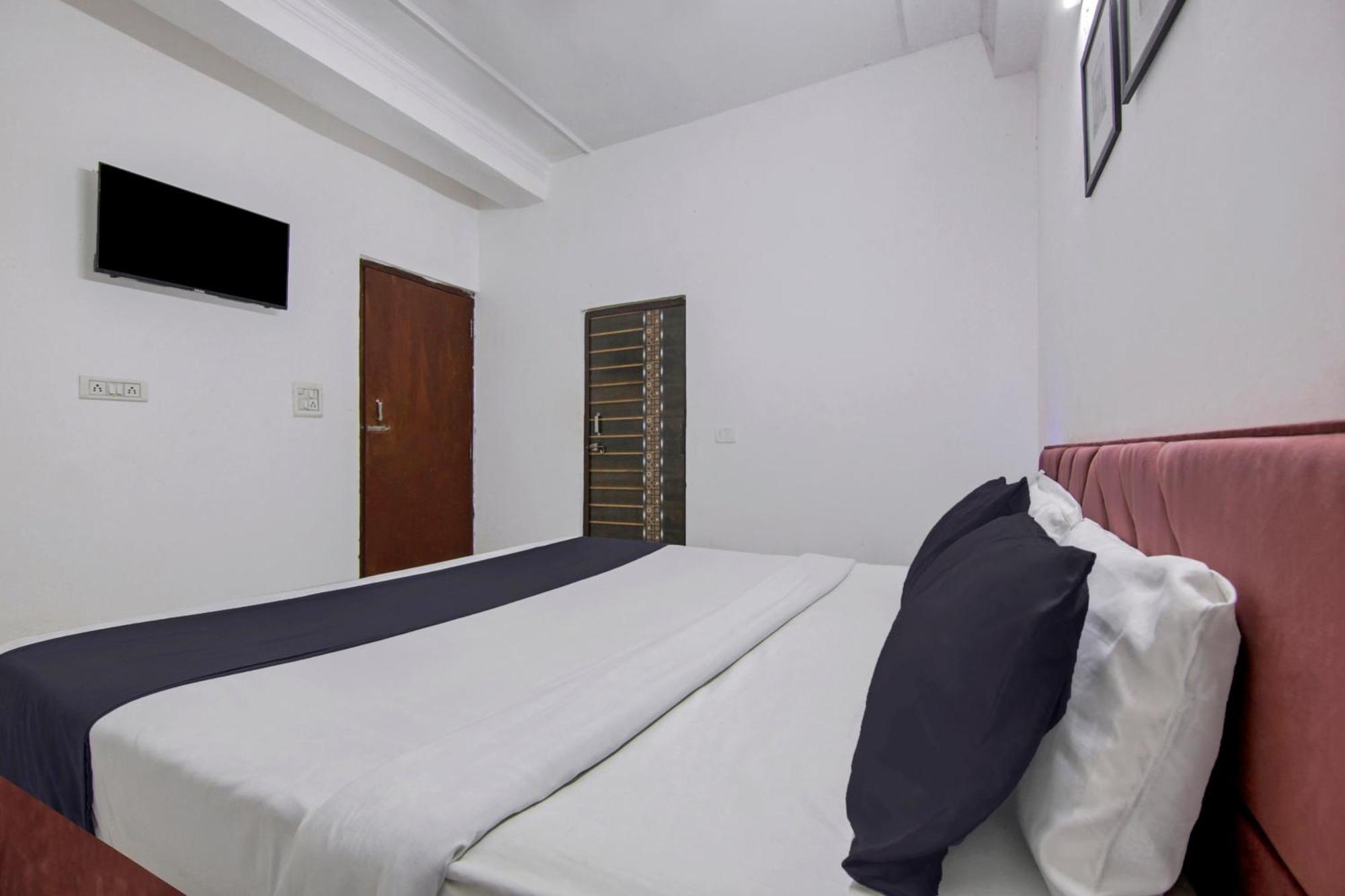 Hotel O Relax Inn นิวเดลี ภายนอก รูปภาพ