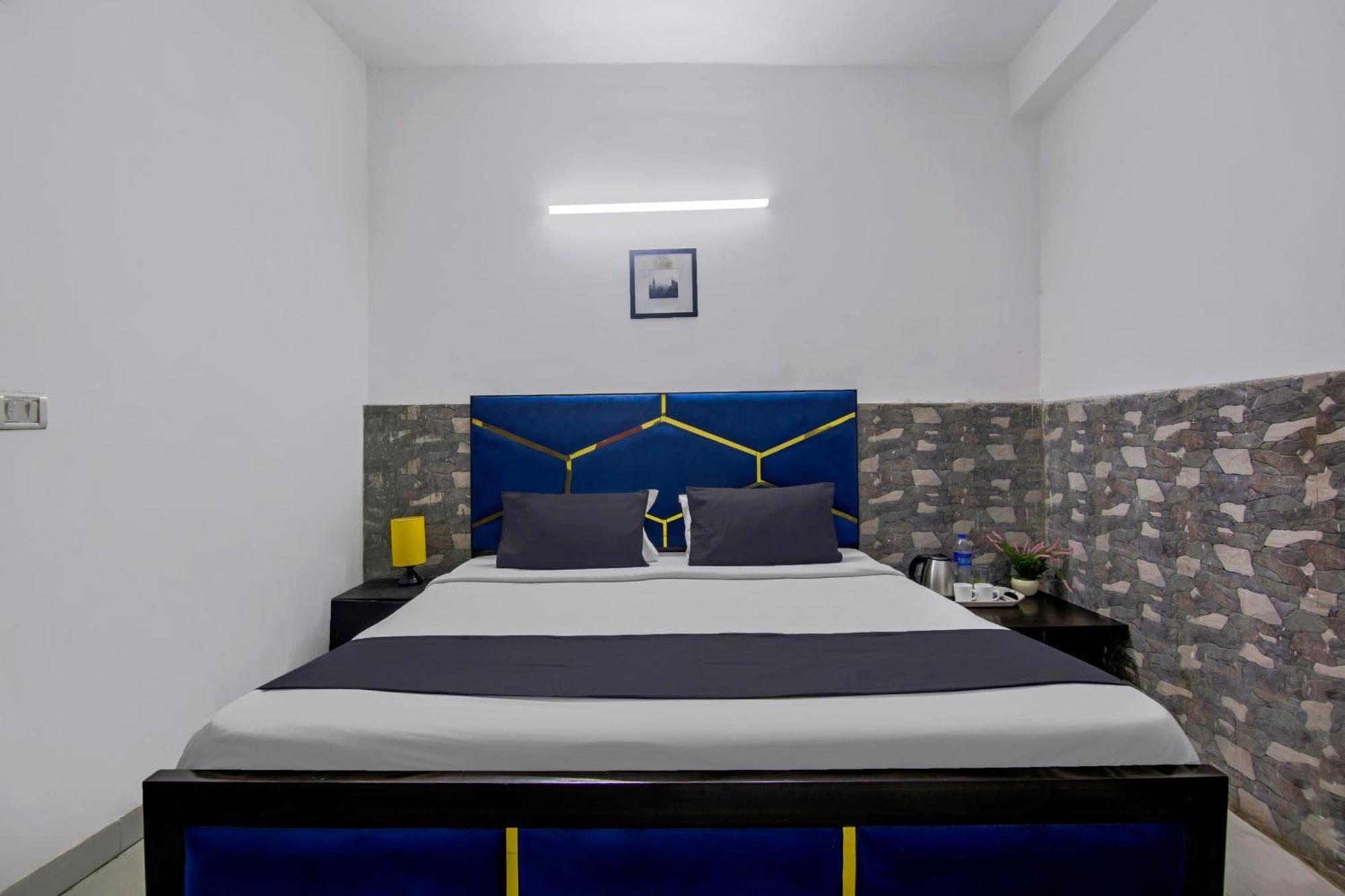 Hotel O Relax Inn นิวเดลี ภายนอก รูปภาพ