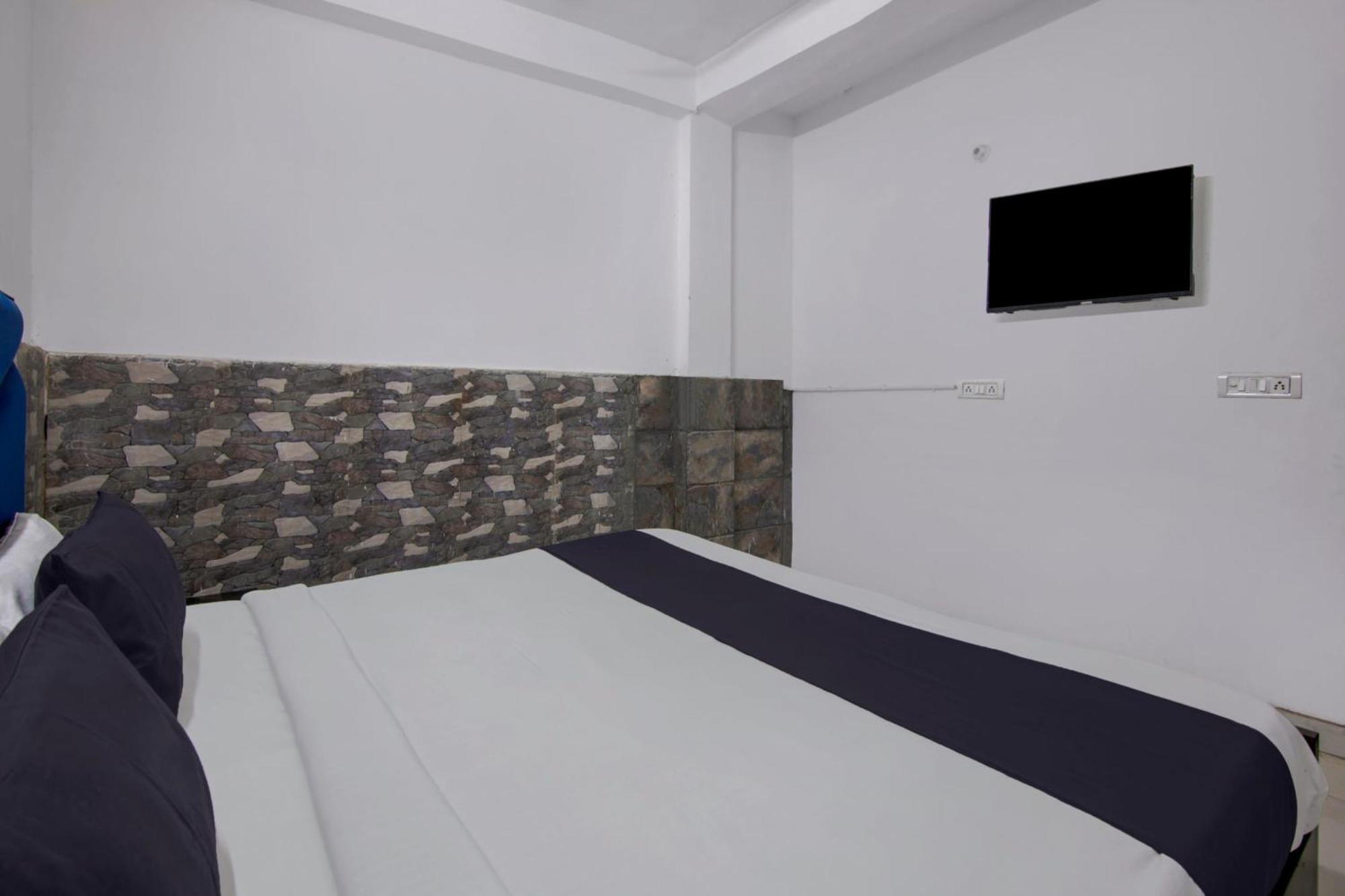 Hotel O Relax Inn นิวเดลี ภายนอก รูปภาพ