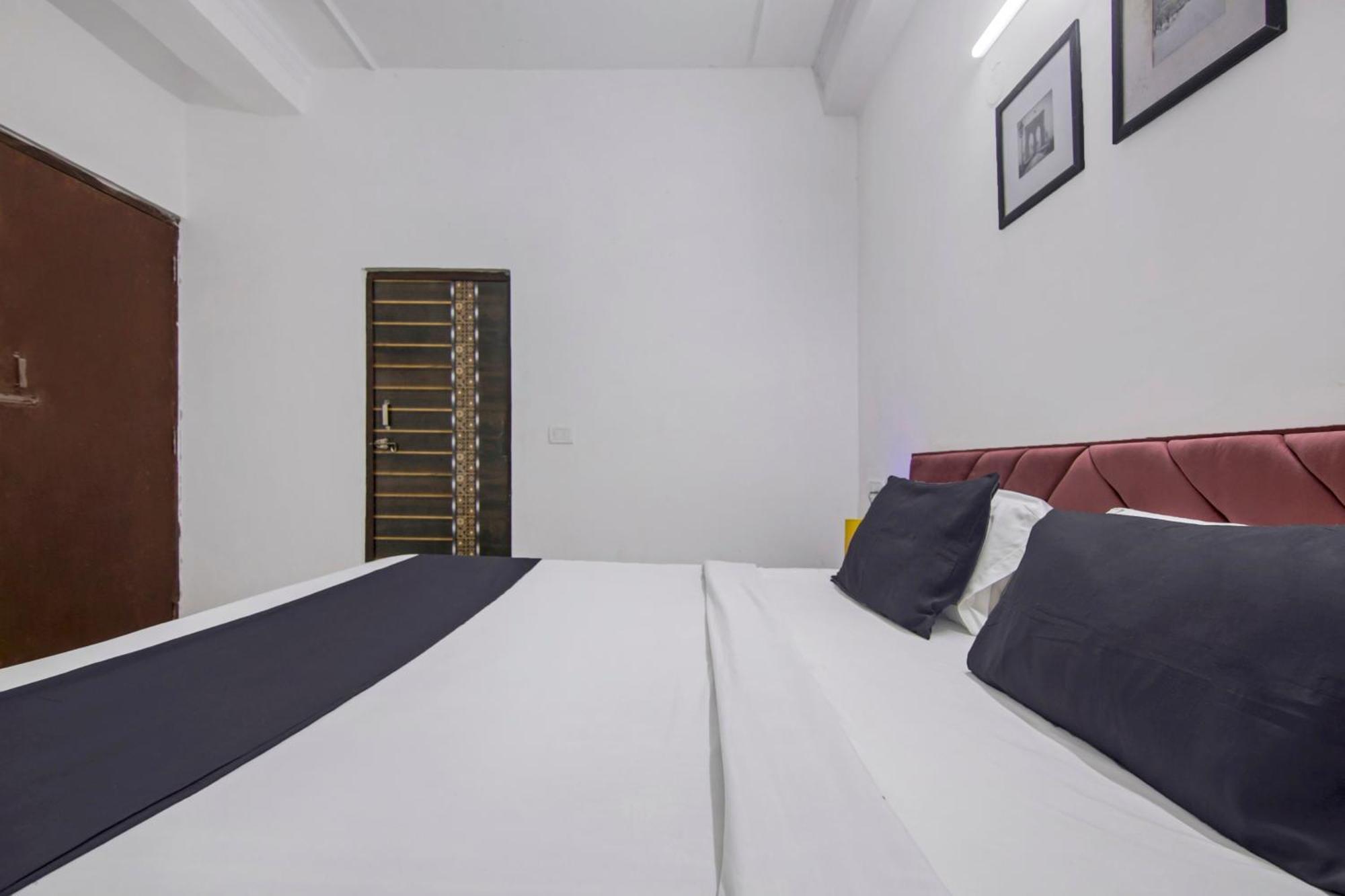 Hotel O Relax Inn นิวเดลี ภายนอก รูปภาพ